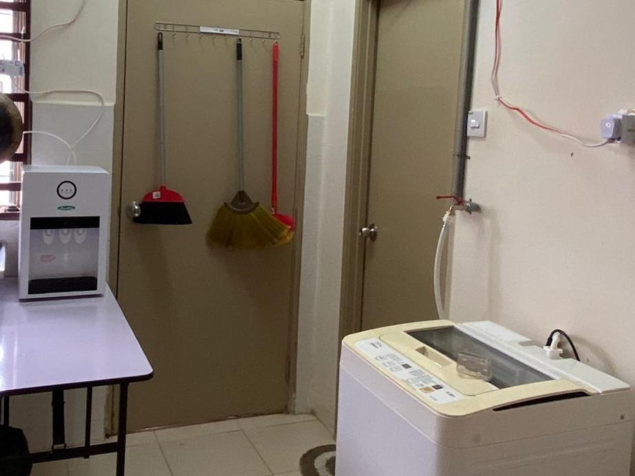 Gambang Homestay Aleesya Kampong Pohoi Luaran gambar